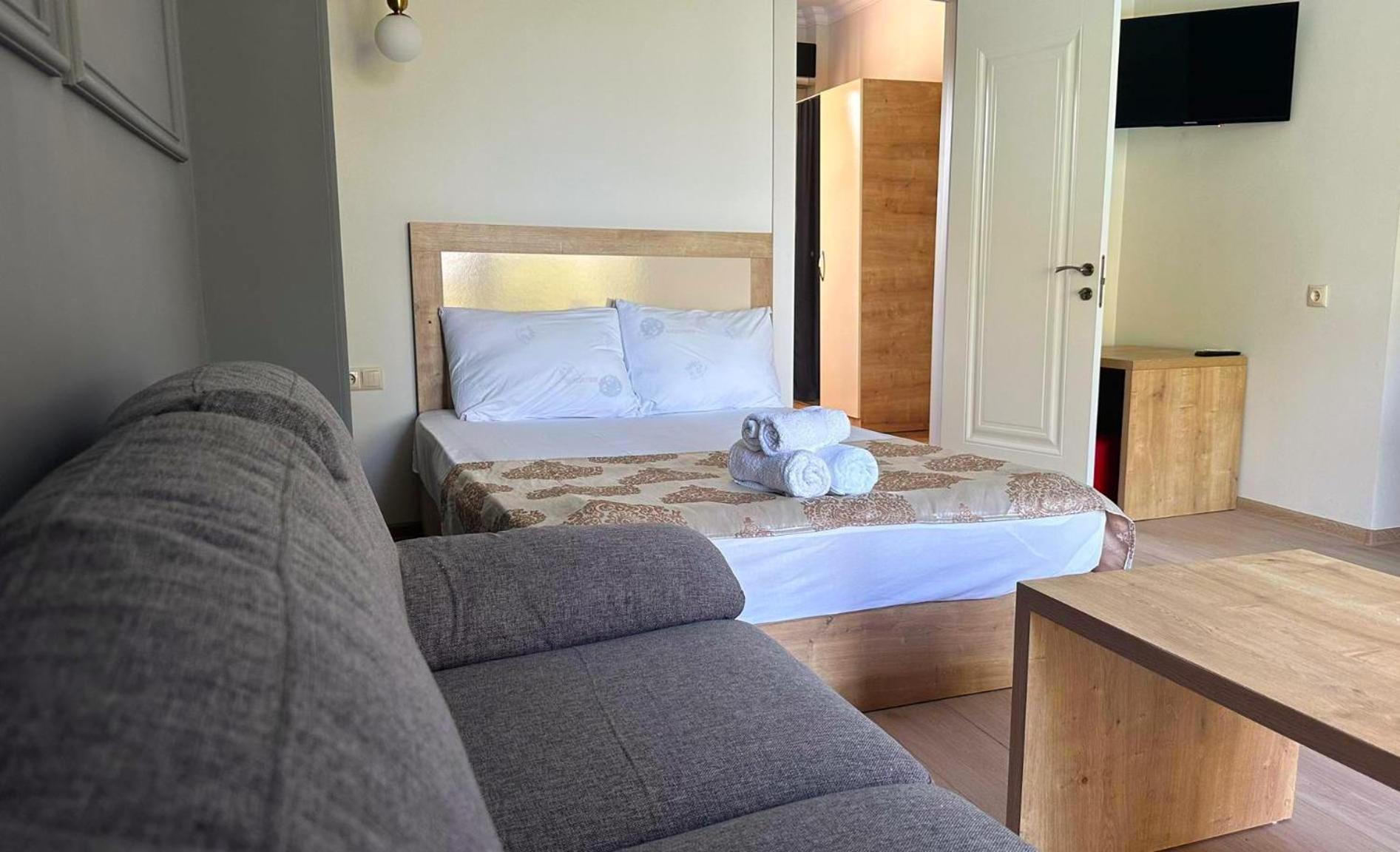 Iveria Elli Hotel Shekhvetili Bagian luar foto