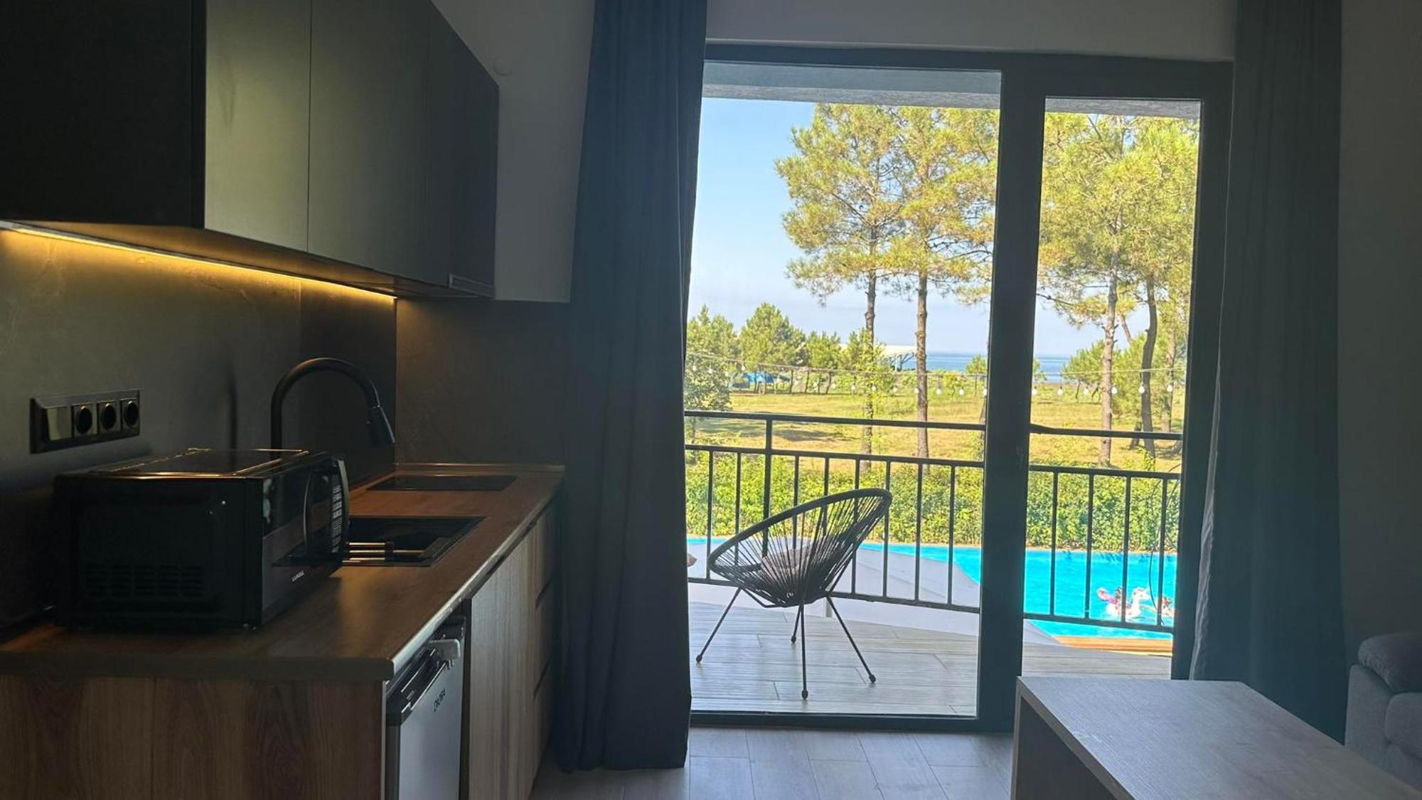 Iveria Elli Hotel Shekhvetili Bagian luar foto