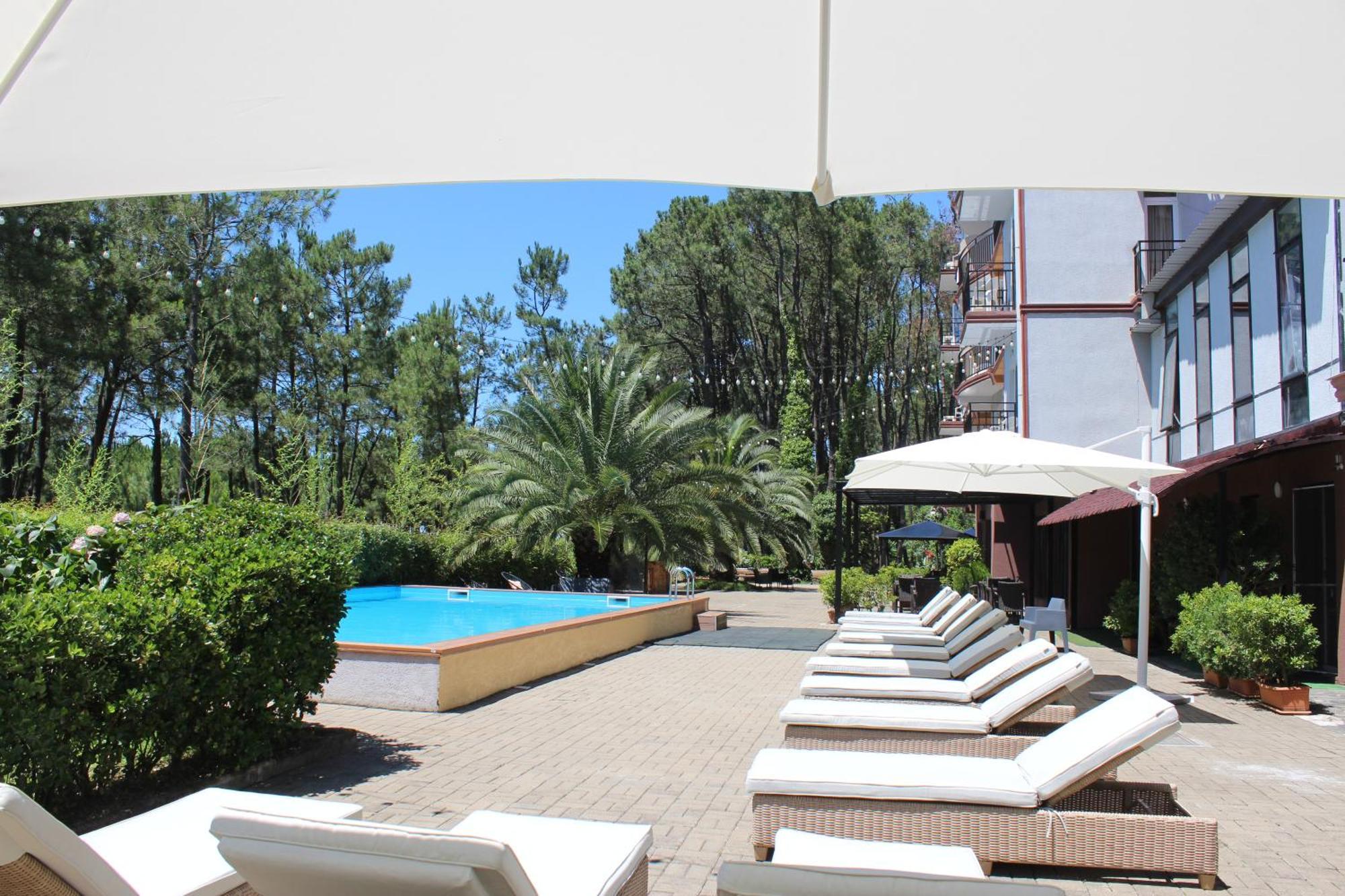 Iveria Elli Hotel Shekhvetili Bagian luar foto