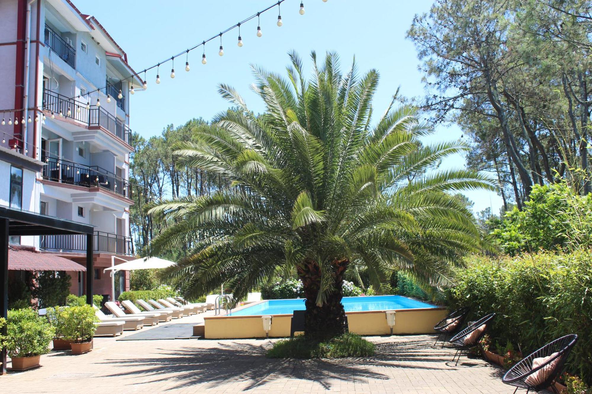 Iveria Elli Hotel Shekhvetili Bagian luar foto
