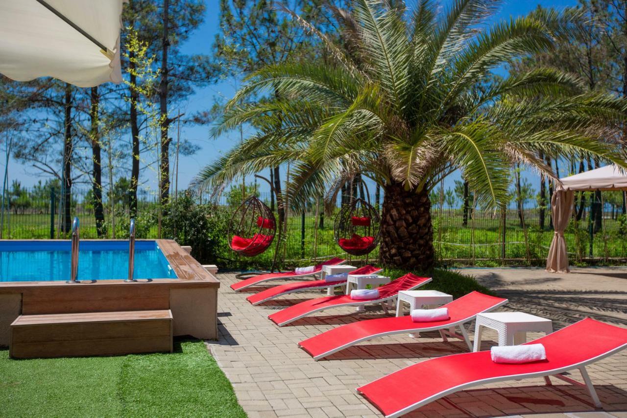 Iveria Elli Hotel Shekhvetili Bagian luar foto