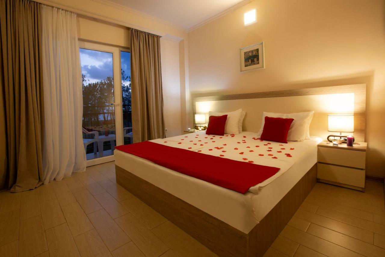 Iveria Elli Hotel Shekhvetili Bagian luar foto