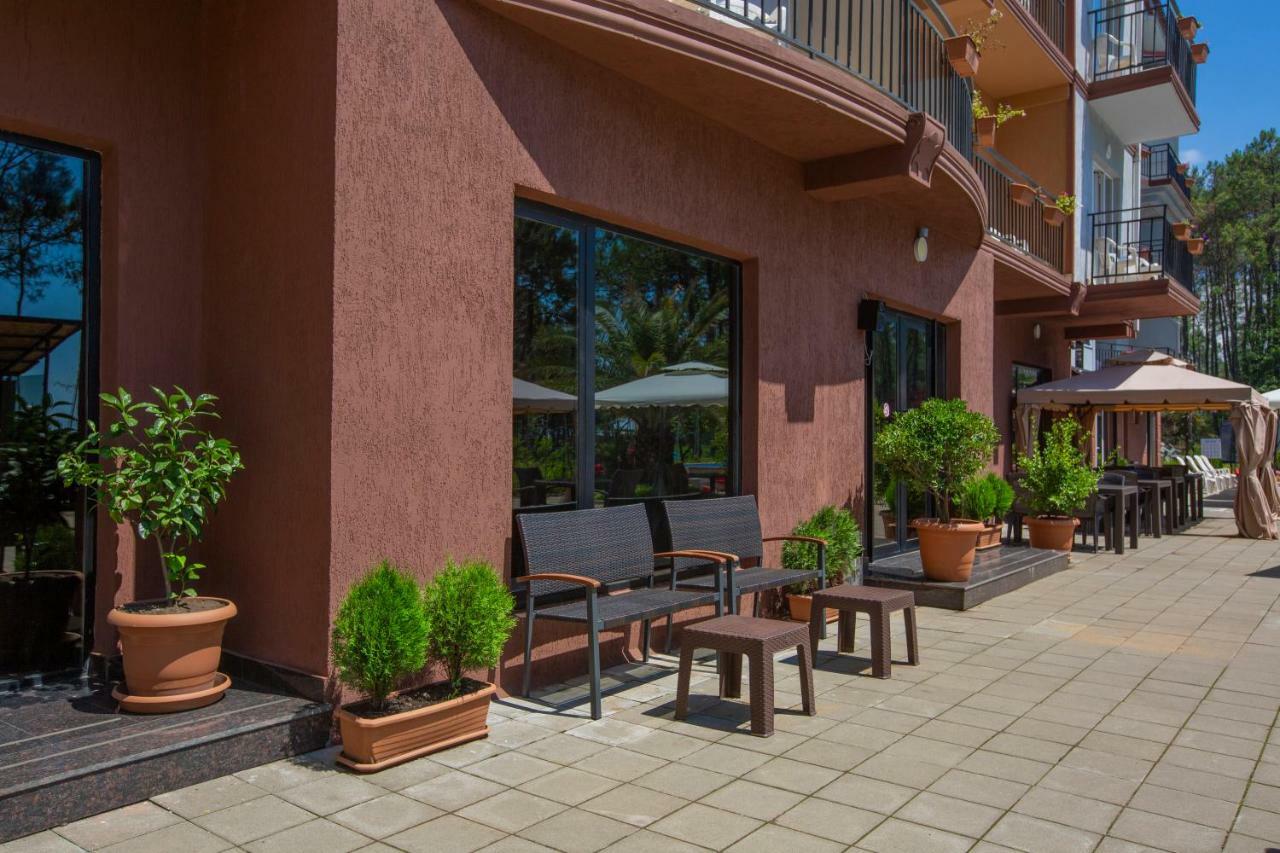 Iveria Elli Hotel Shekhvetili Bagian luar foto
