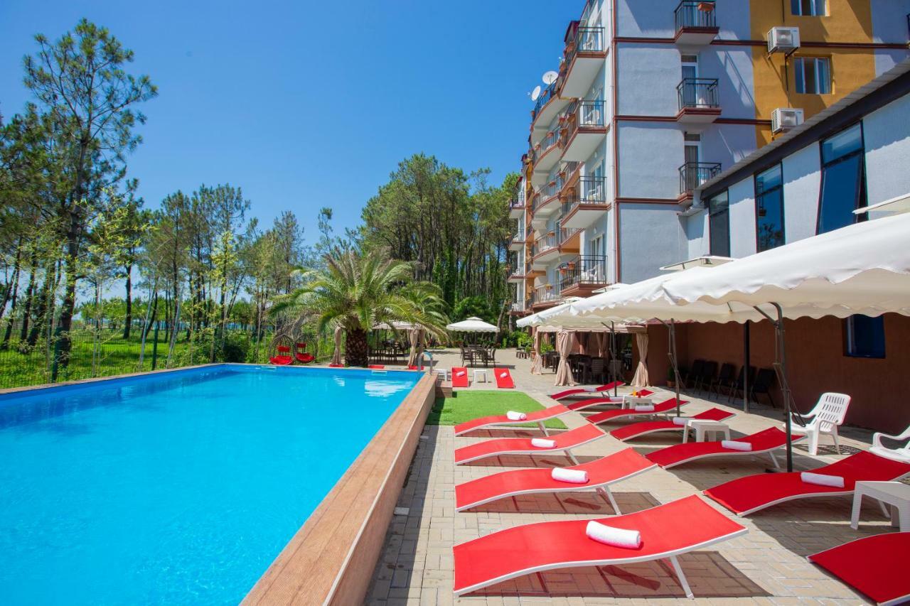 Iveria Elli Hotel Shekhvetili Bagian luar foto