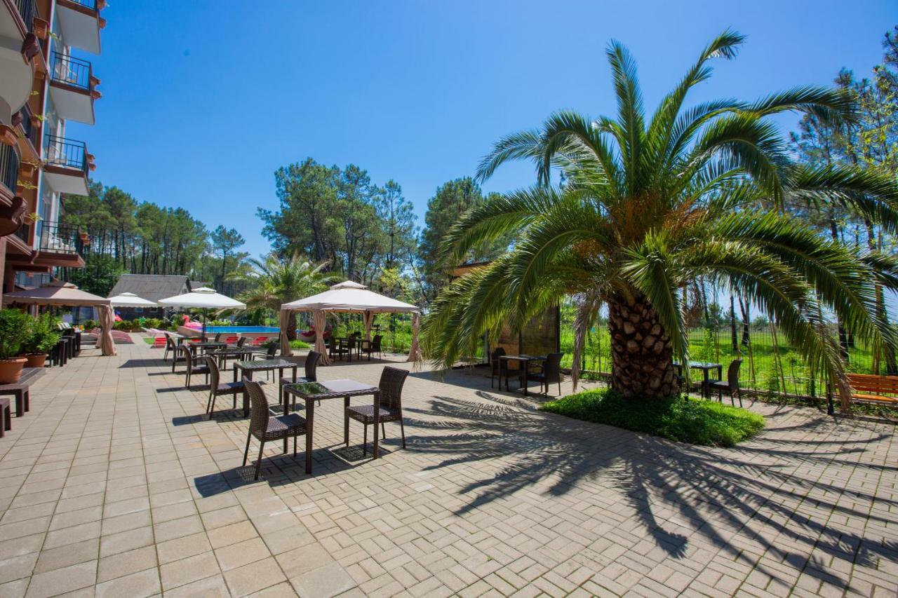 Iveria Elli Hotel Shekhvetili Bagian luar foto