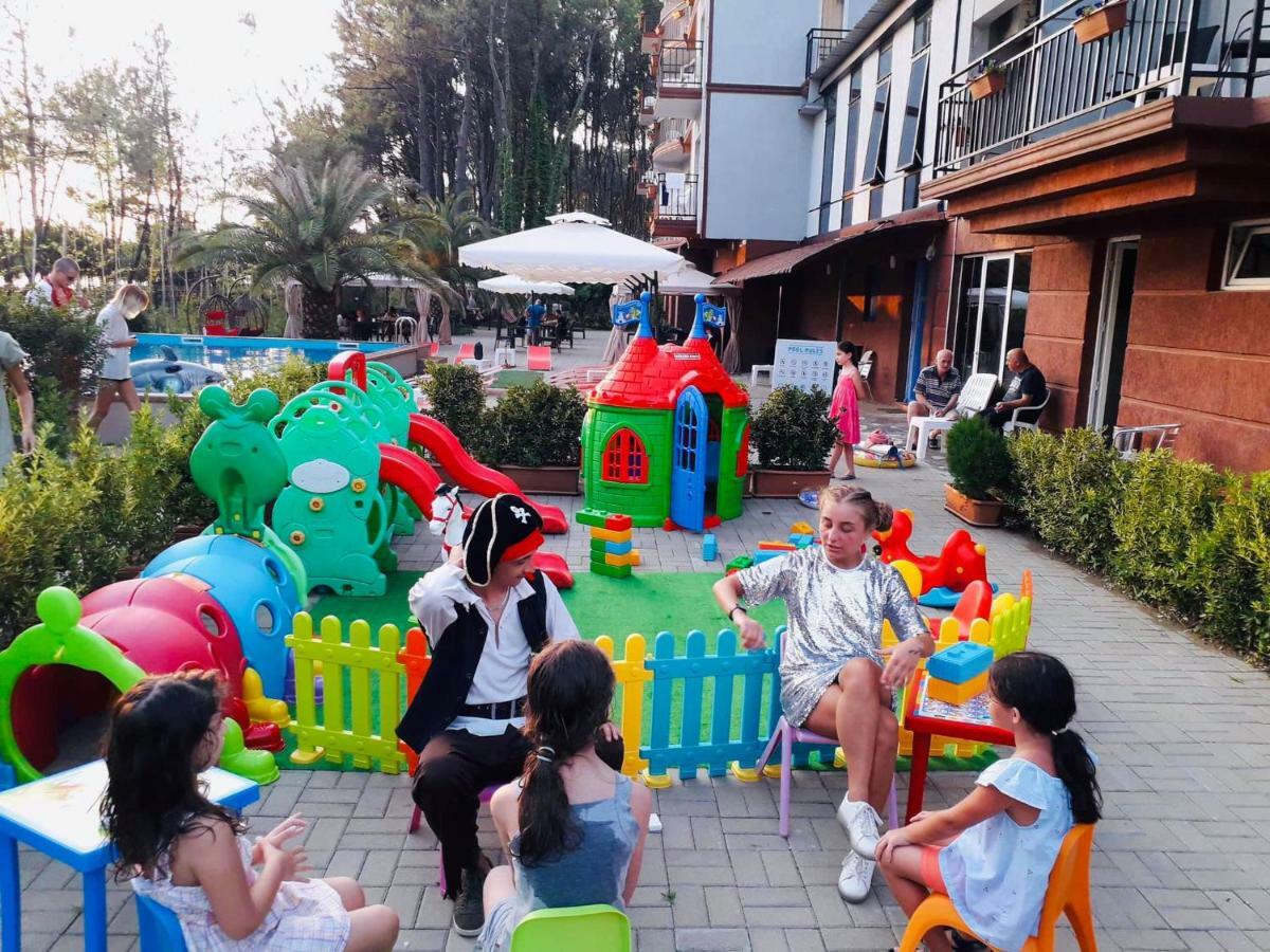 Iveria Elli Hotel Shekhvetili Bagian luar foto